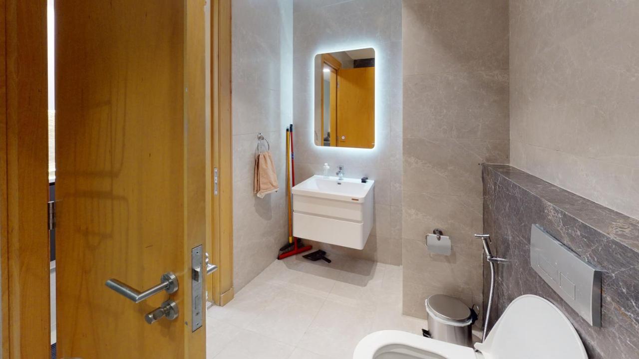 Al Fares Luxury Furnished Apartment-Damac Tower מראה חיצוני תמונה