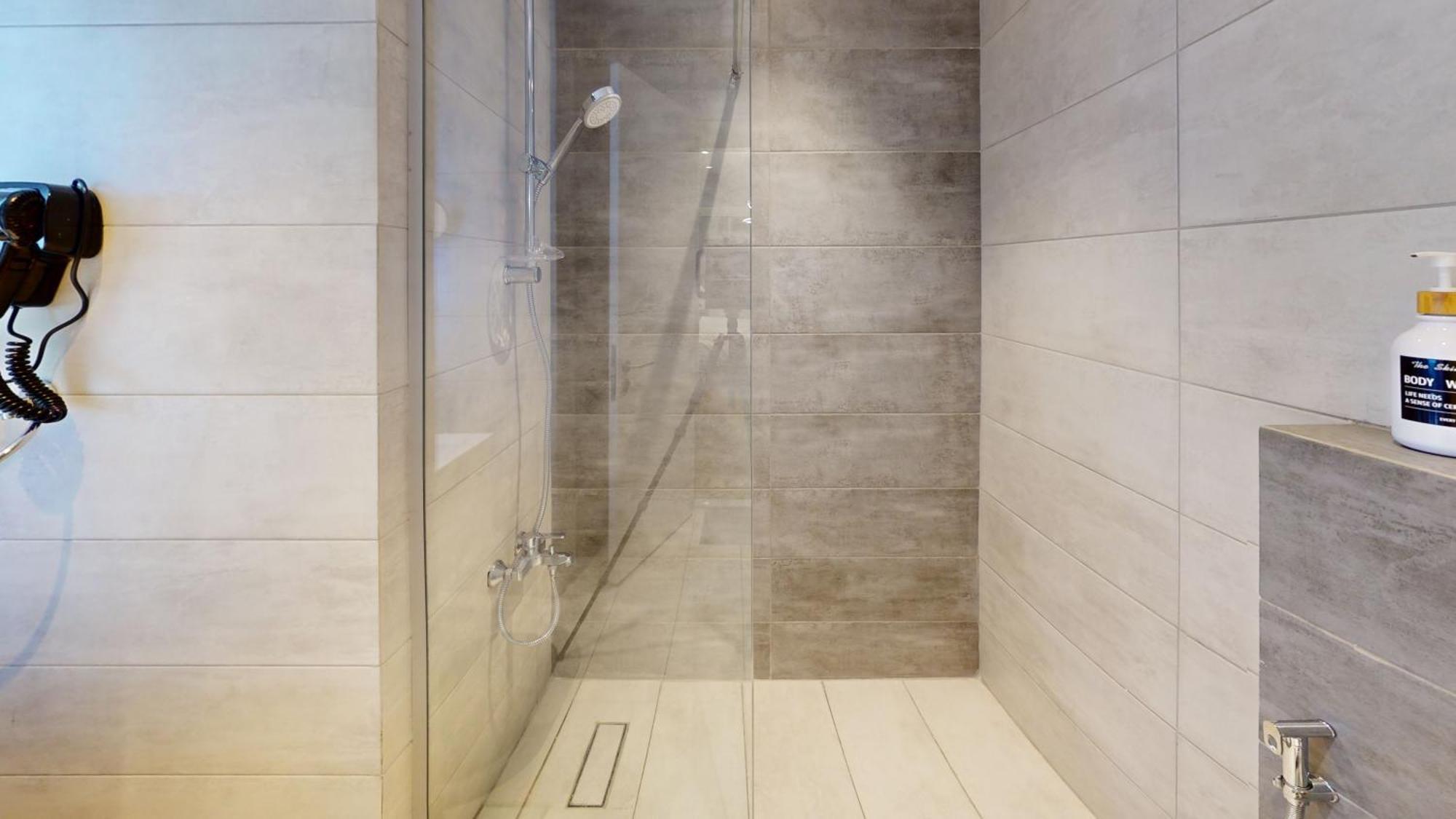 Al Fares Luxury Furnished Apartment-Damac Tower מראה חיצוני תמונה